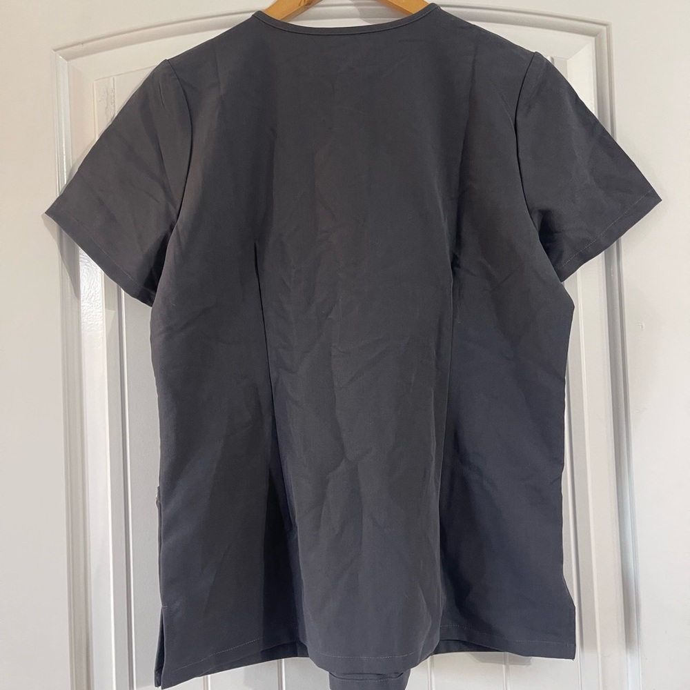 Mandala pewter scrub top - Picture 2 of 3